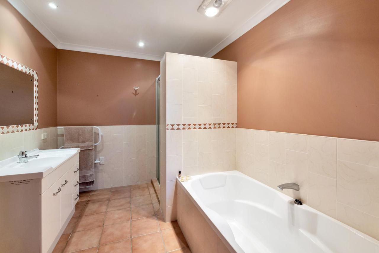 Dangela Boutique Lodge Auckland Bagian luar foto